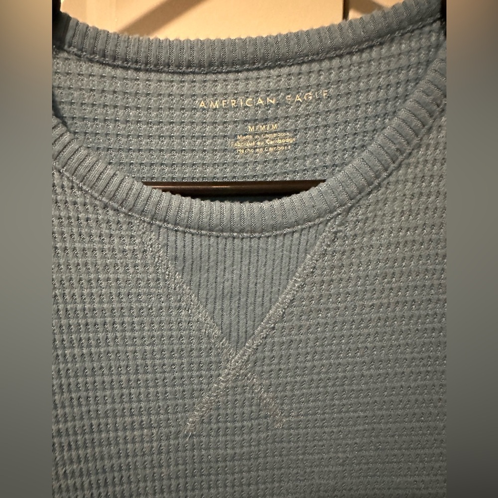 American eagle long sleeve tee - Picture 3 of 3